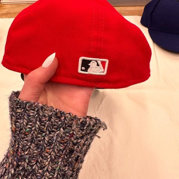 REDS Baseball Hat - Picture 3 of 3